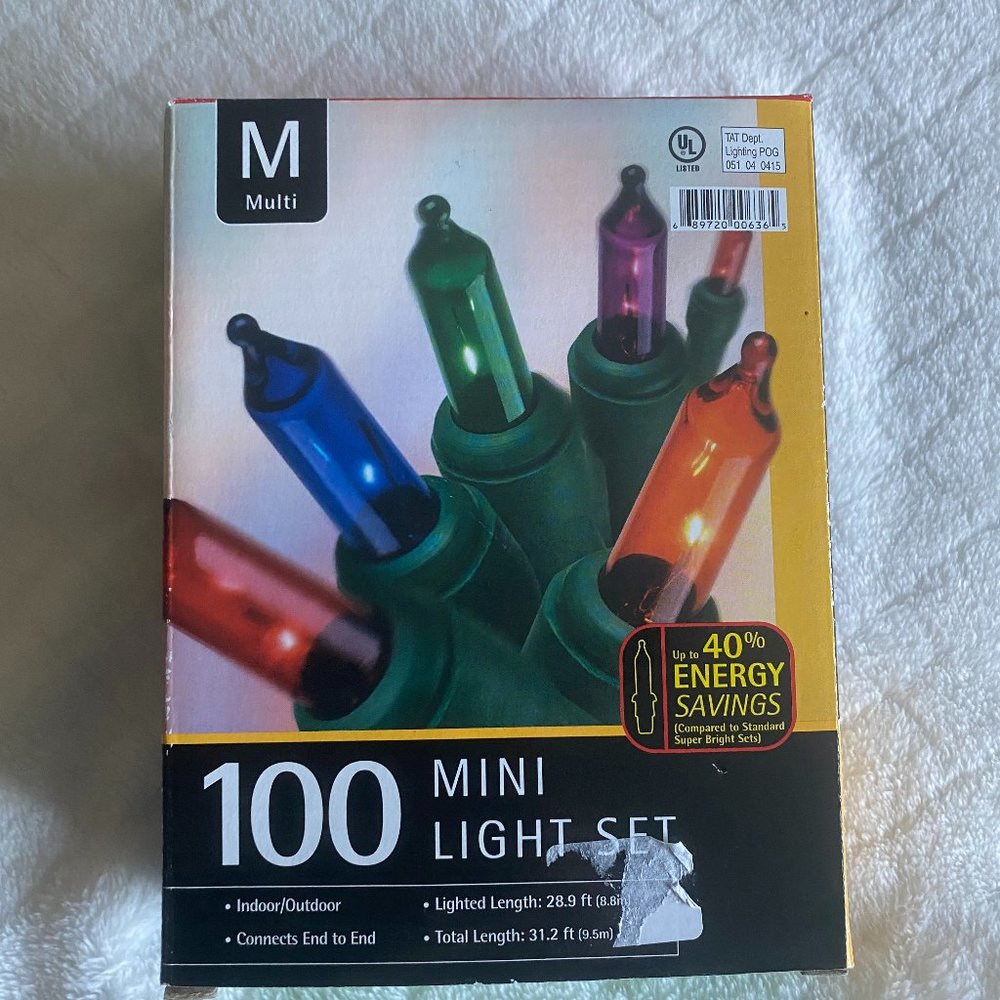 NEW BOX 22 ft. 100-Light Mini Incandescent Multi Color String Lights green wire